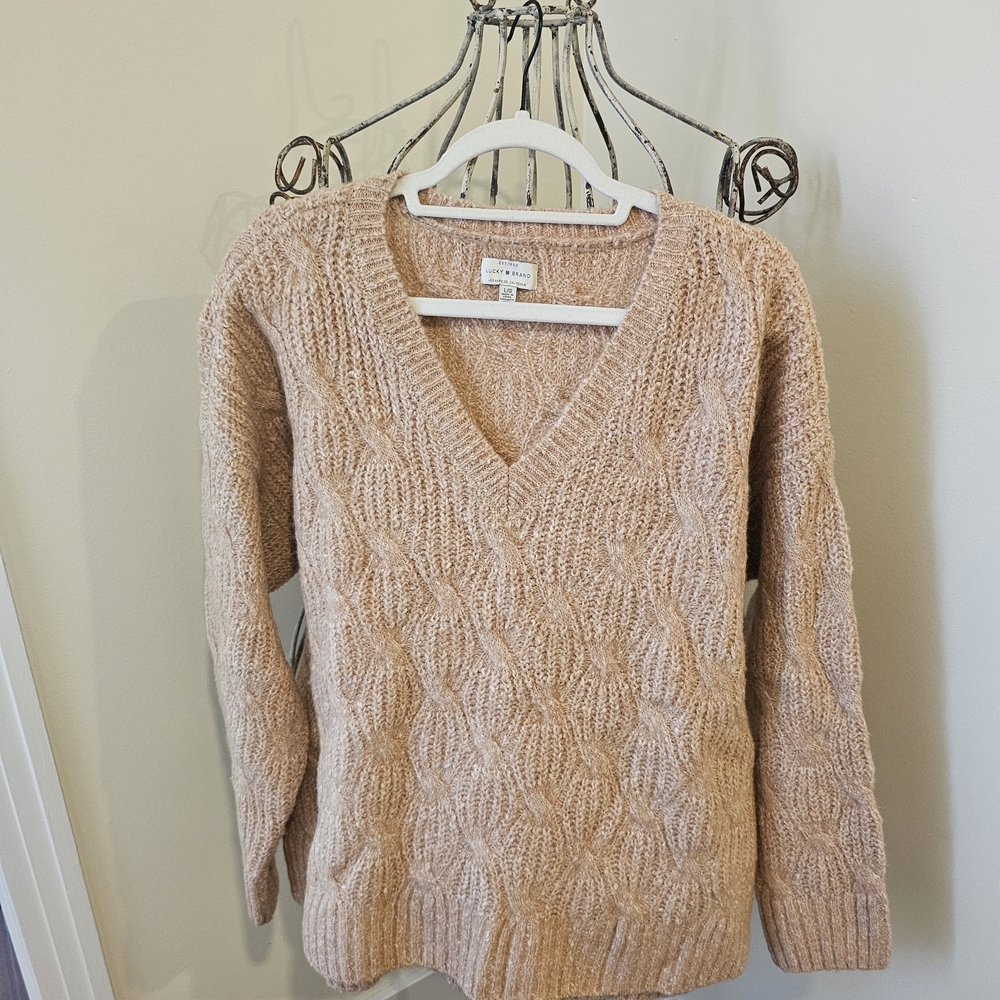 Cozy V-Neck Cable Knit Sweater in Blush